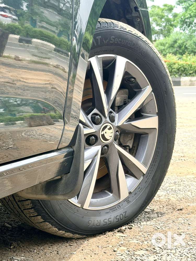 Skoda Slavia 1.5 Tsi Style At, 2022, Petrol
