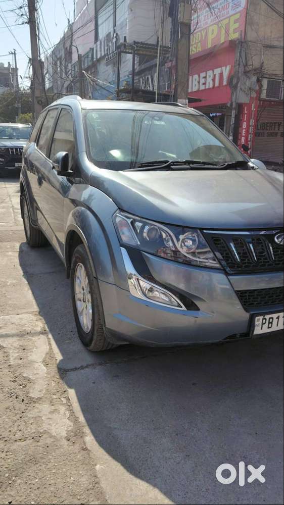 Mahindra Xuv500 2015