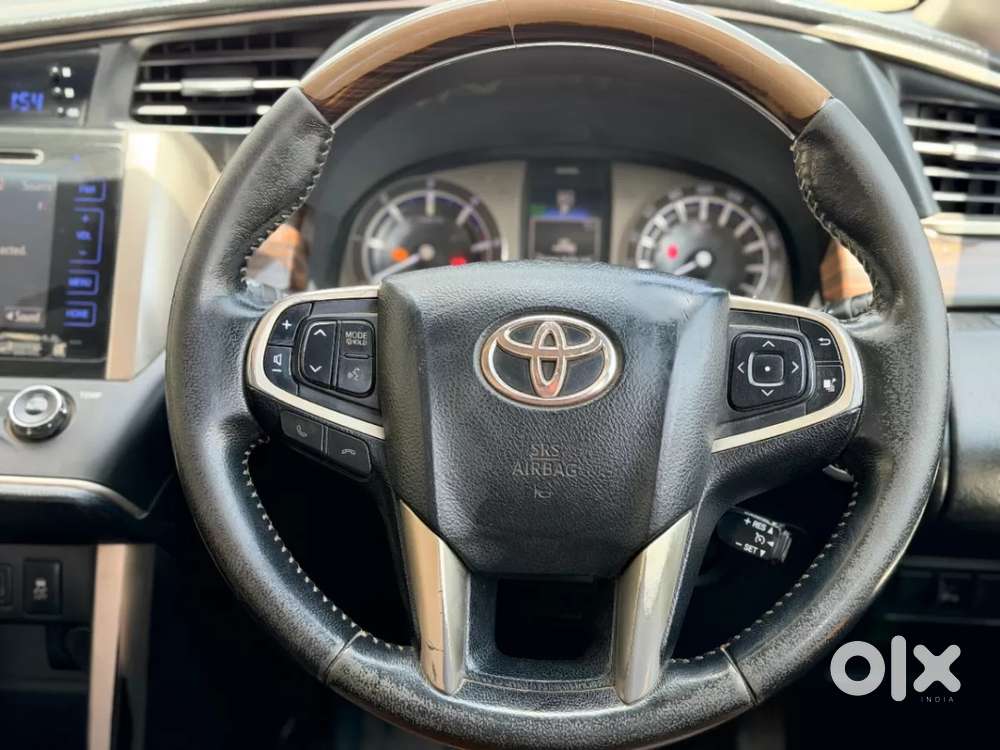 Toyota Innova Crysta, 2016, Diesel