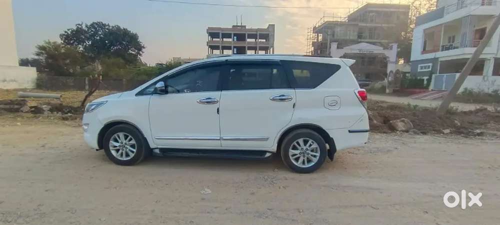 Toyota Innova Crysta 2018 Diesel 152000 Km Driven