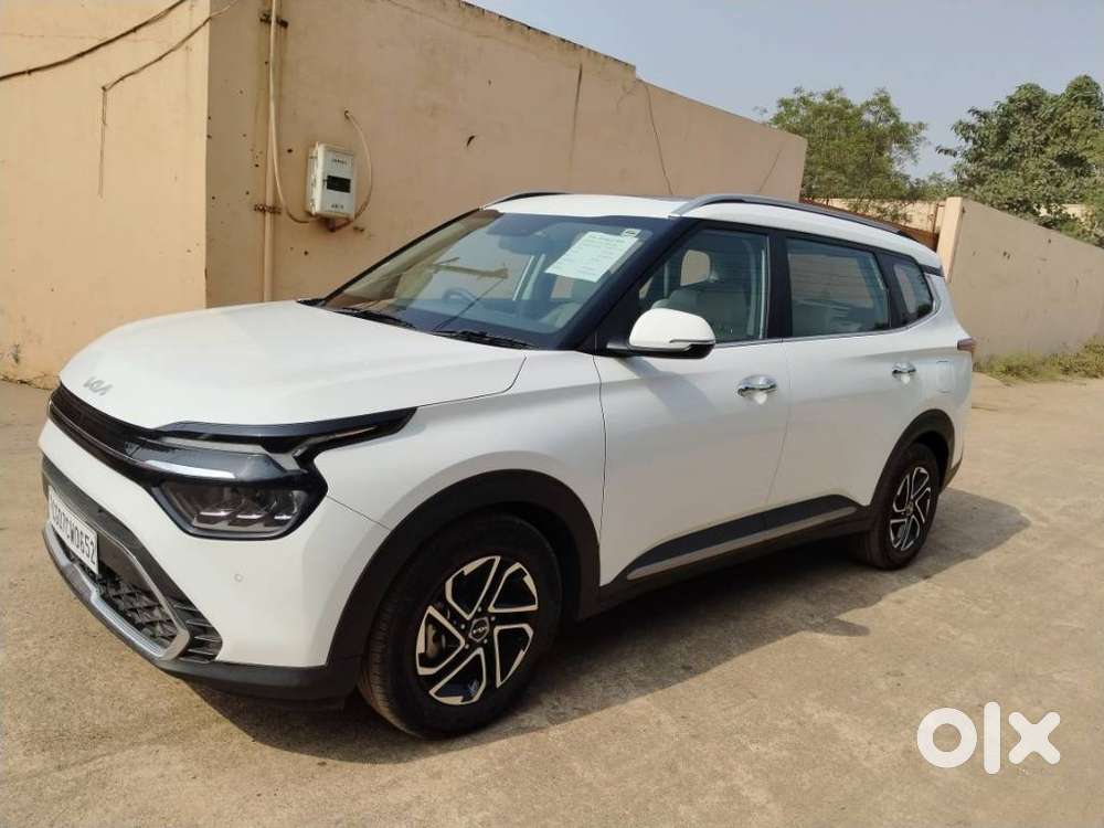 Kia Carens 1.5 Luxury Plus Turbo Dct 7 Str, 2024, Petrol