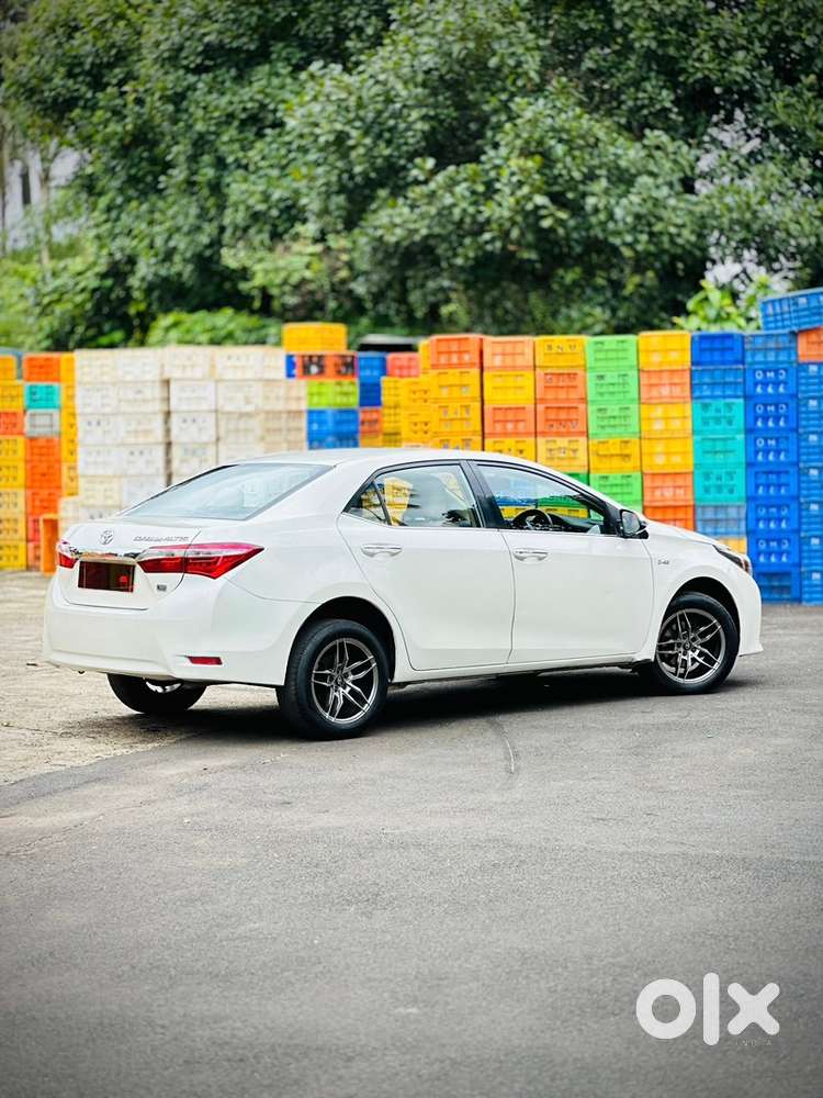 Toyota Corolla Altis 2015