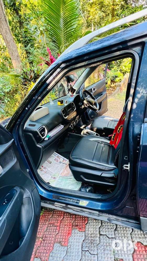 Hyundai Venue 2019 Petrol 45000 Km Driven