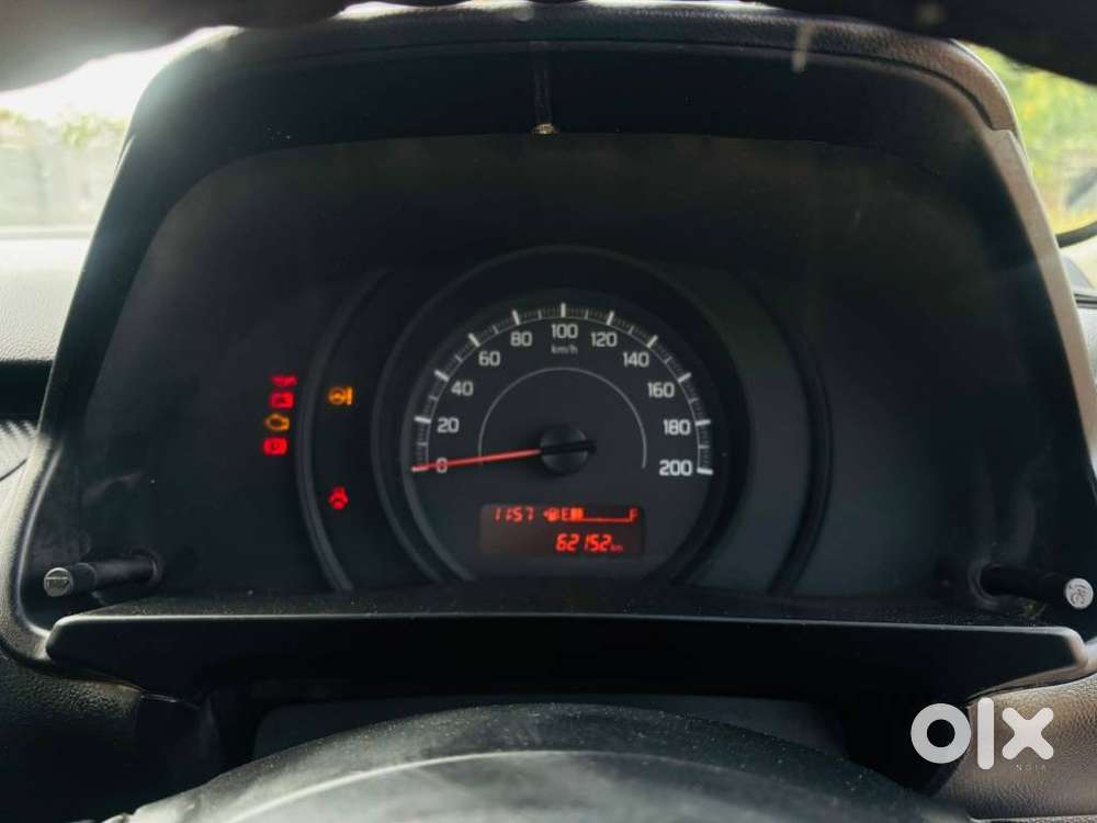 Maruti Suzuki Swift Lxi Optional-o, 2020, Petrol