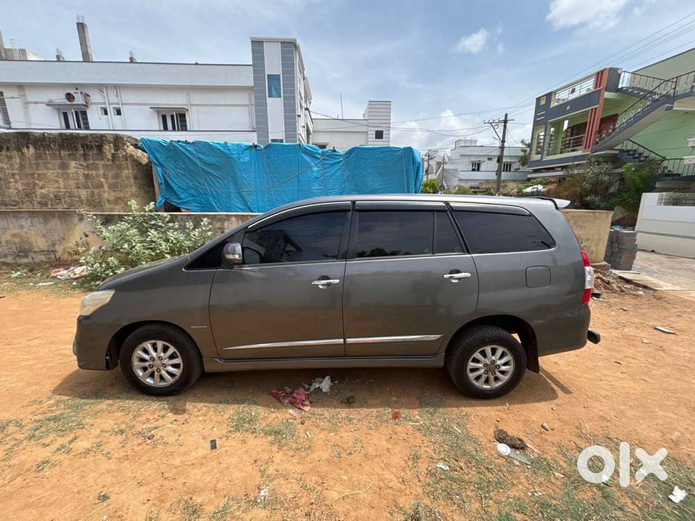 Toyota Innova Diesel 2014