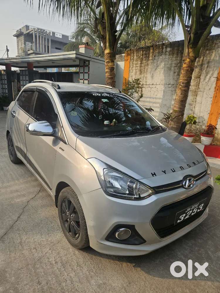 Hyundai Xcent 2016 Petrol 70000 Km Driven