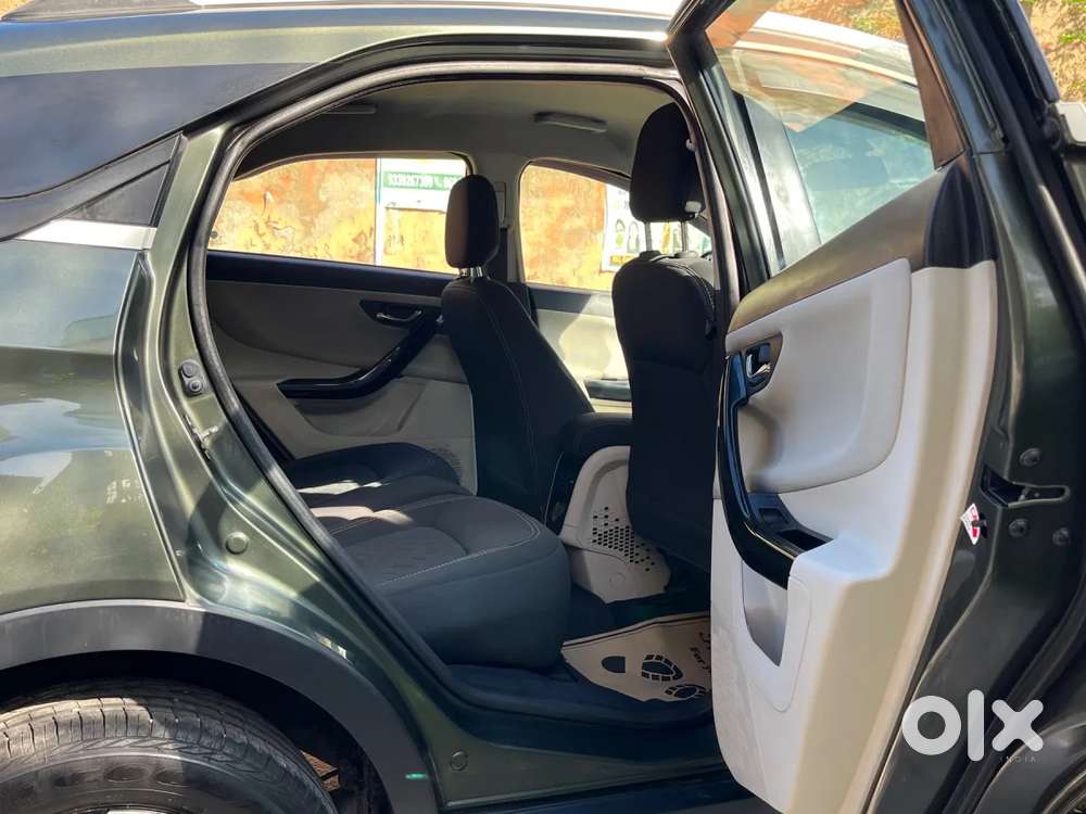 Tata Nexon 1.2 Revotron Xz Plus, 2022, Petrol