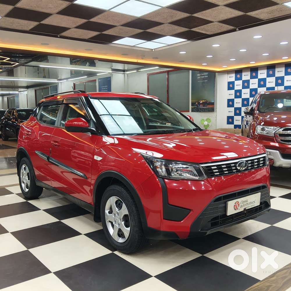 Mahindra Xuv300 1.2 W6 Amt Petrol, 2022, Petrol