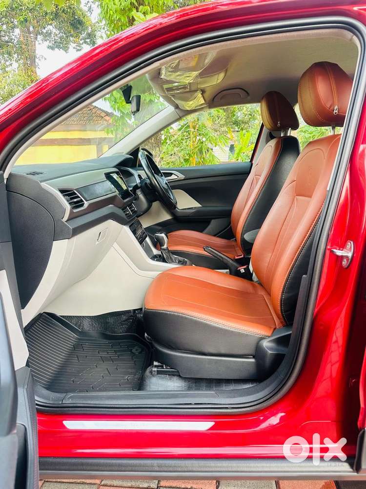 Volkswagen Taigun 1.0 Tsi Highline At, 2021, Petrol