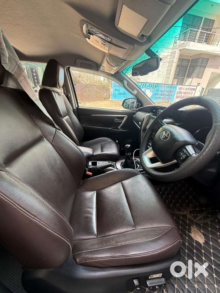 Toyota Fortuner [2021-ongoing] 2.8 2wd Diesel Mt, 2020, Diesel