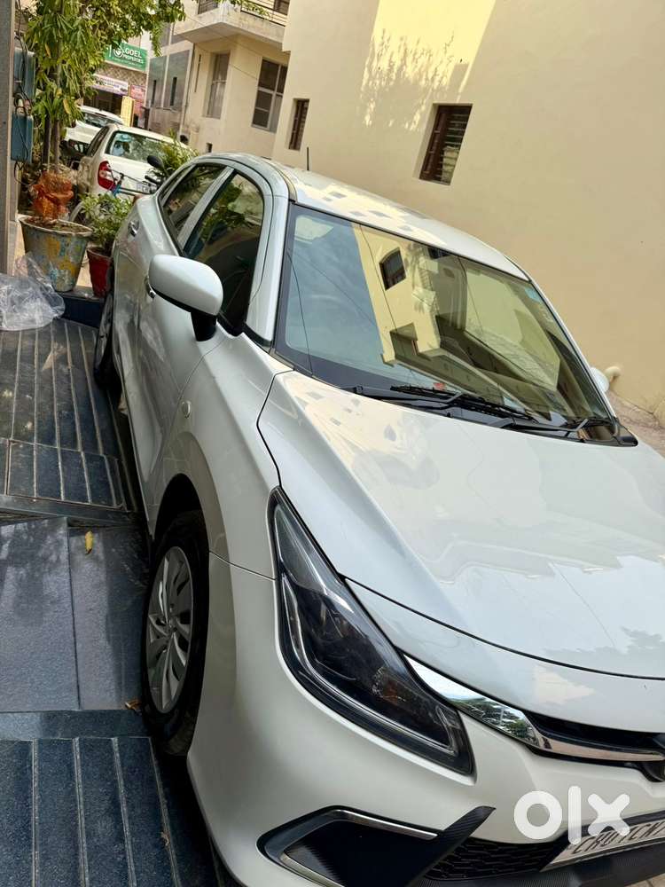 Toyota Glanza 1.2 E, 2023, Petrol