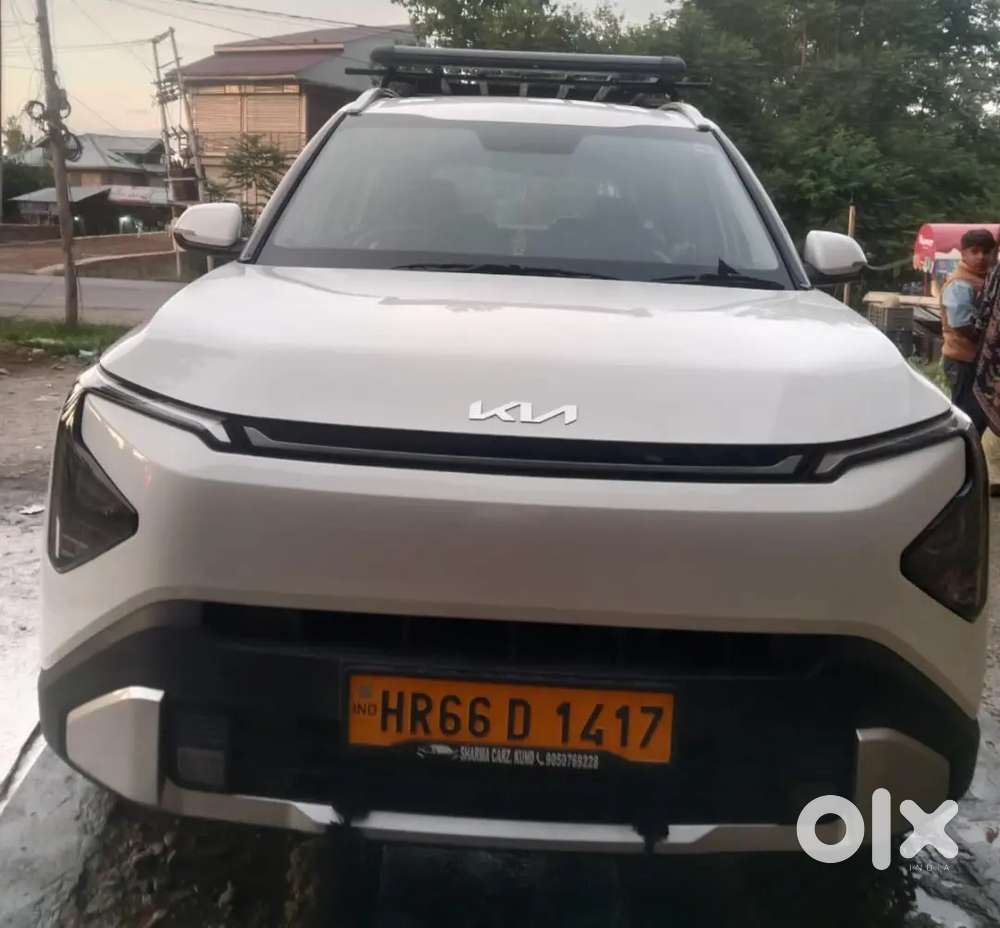 Kia Carens Clavis 2025