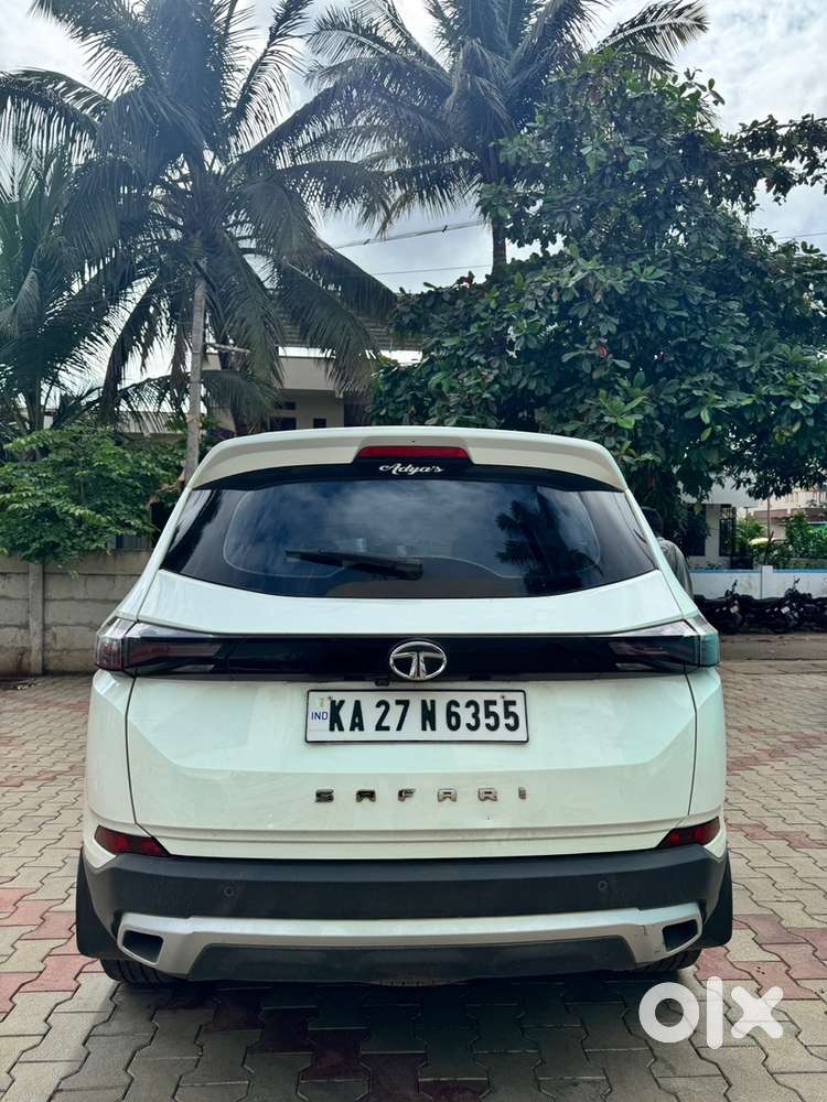 2021 Tata Safari Diesel Automatic
