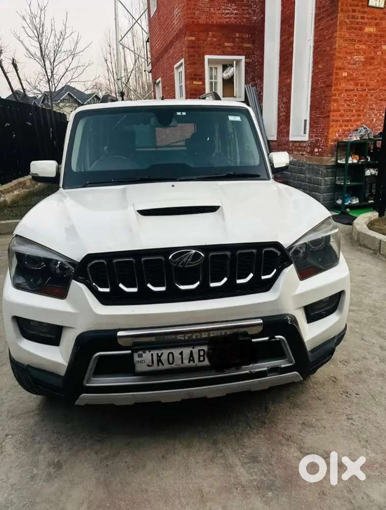 Mahindra Scorpio 2016 Diesel 180000 Km Driven