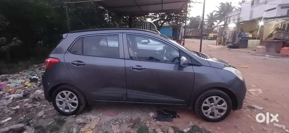 Hyundai Grand I10 2016 Petrol 62000 Km Driven