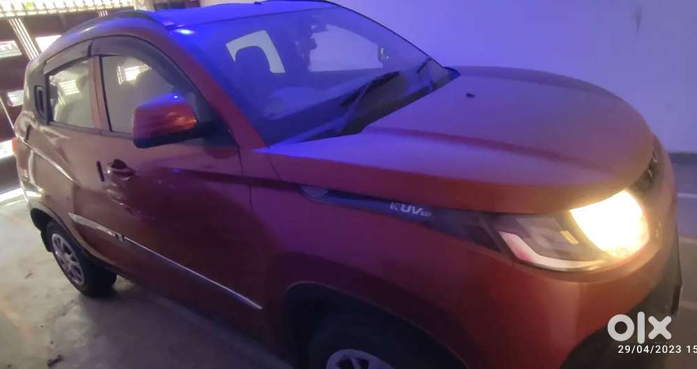 Mahindra
Kuv 100
2017