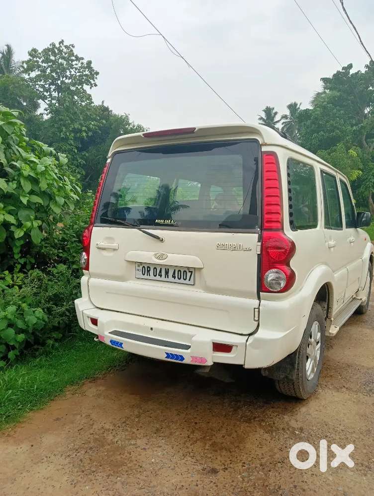 Mahindra Scorpio Classic 2012 Diesel 123000 Km Driven