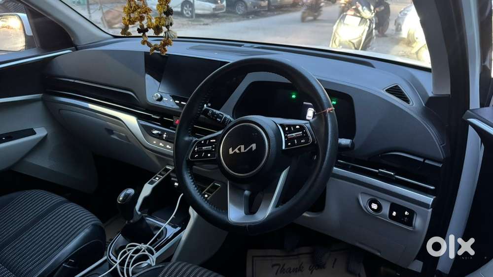 Kia Carens 2023 Petrol