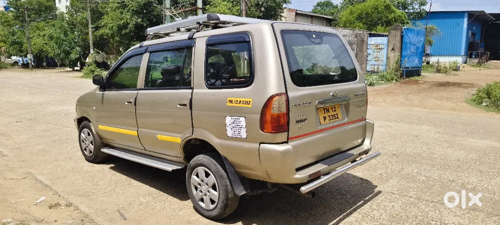 Chevrolet Tavera Neo 2016