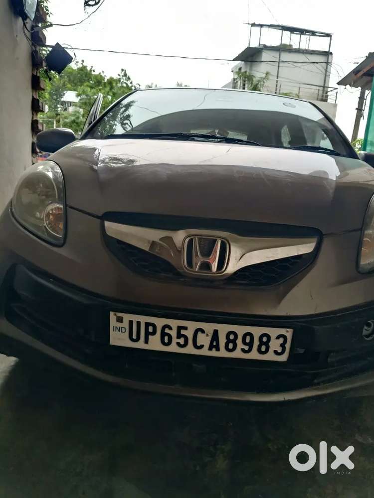 Honda Brio Mt Petrol 2015