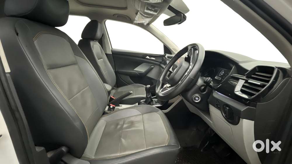 Skoda Kushaq 1.0 Tsi Style, 2021, Petrol
