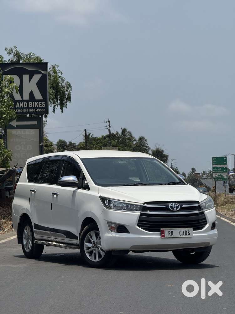 Toyota Innova Crysta 2.4 G Mt, 2017, Diesel