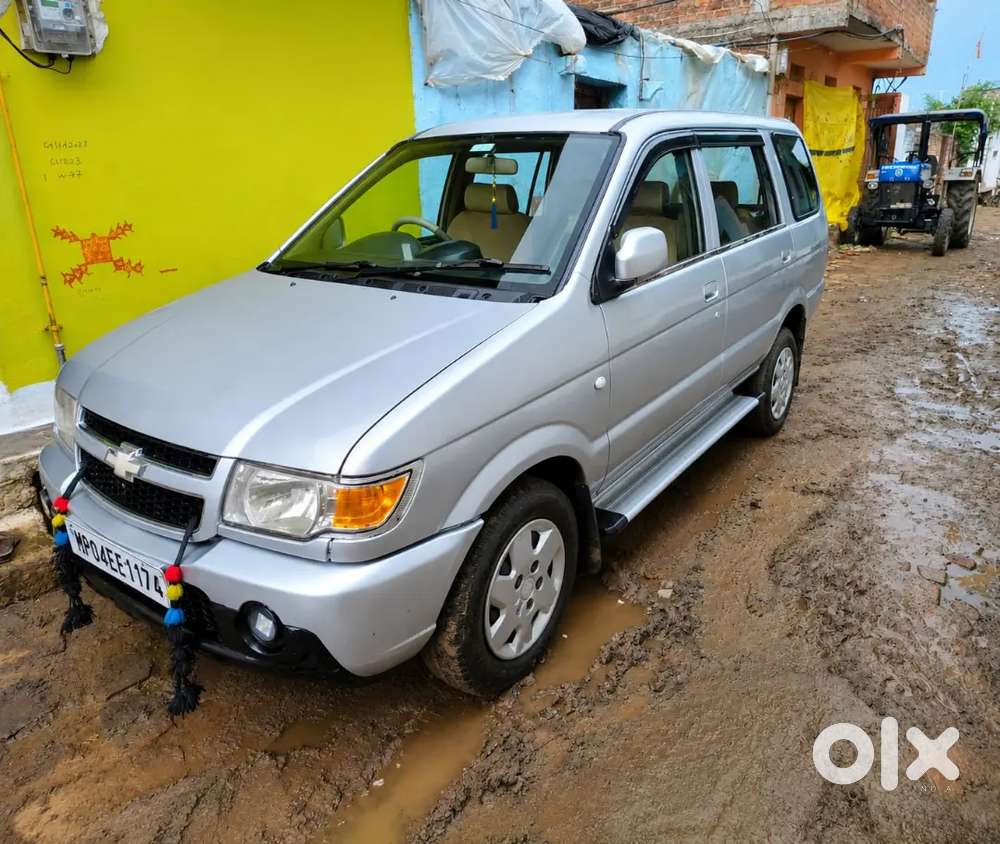 2012 Chevrolet Tavera Lt