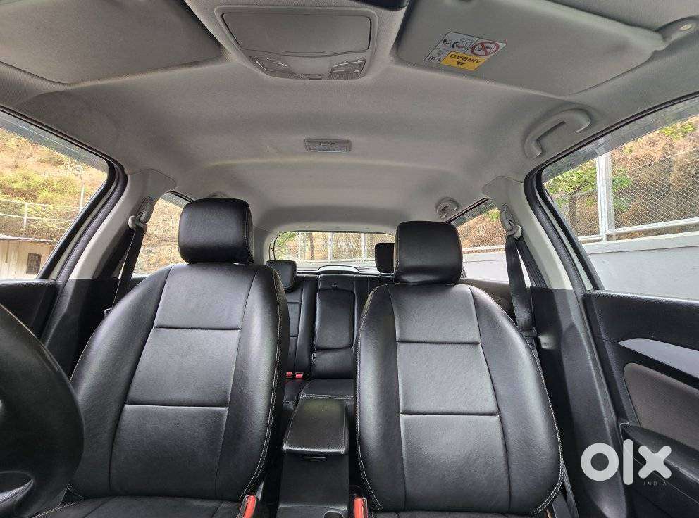 Maruti Suzuki Brezza 1.5 Vxi At Smart Hybrid, 2021, Petrol