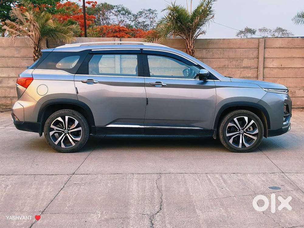 Mg Hector Plus Savvy Pro 1.5 Turbo Petrol Cvt 7 Str Dual Tone, 2023,..
