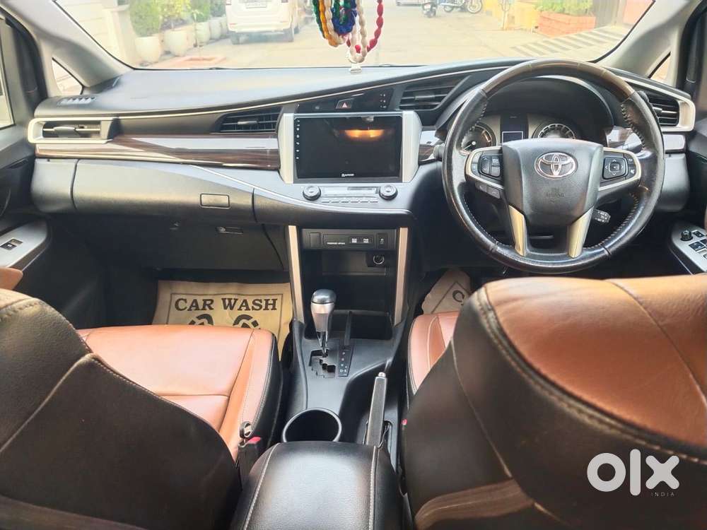 Toyota Innova Crysta 2.4 V 7 Str, 2017, Diesel
