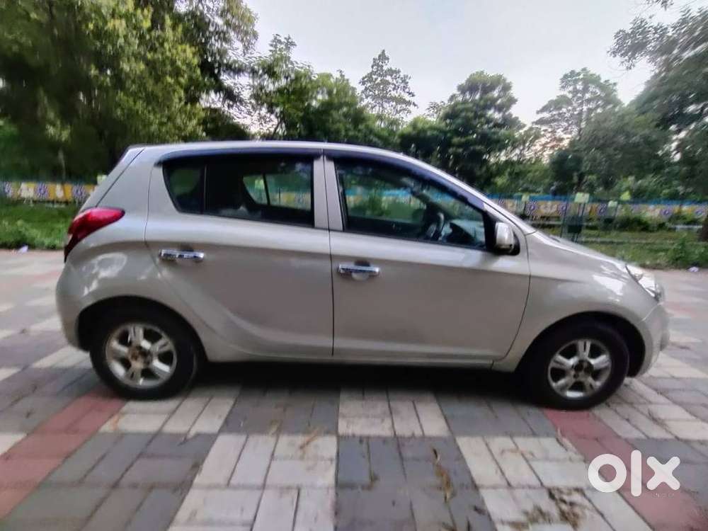 Hyundai I20 2010-2012 1.2 Sportz, 2012, Petrol