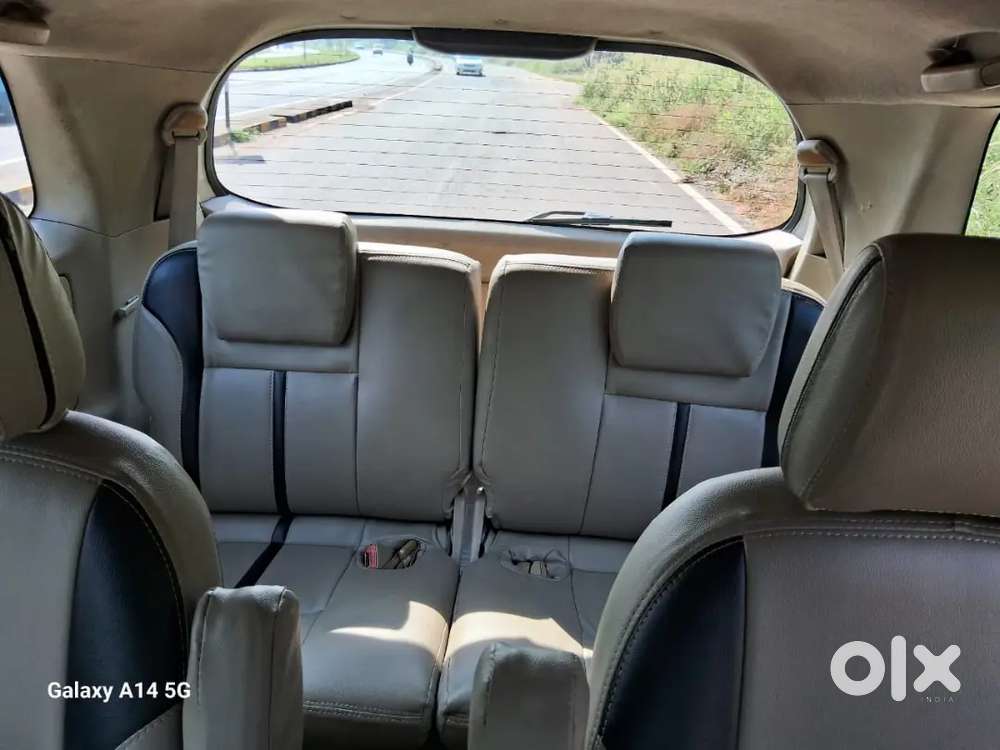 Toyota Innova Hycross 2013