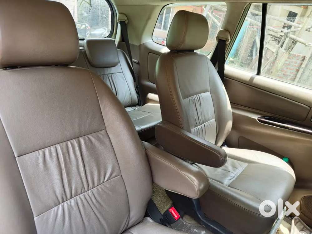 Toyota Innova Diesel 2015 Year