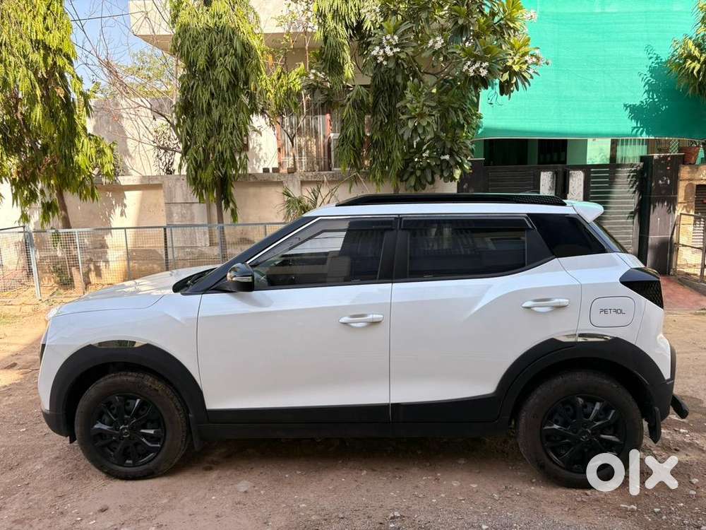 Mahindra Xuv 3xo Mx1 Converted To Ax7l Full Top Model
