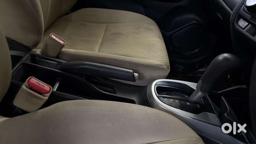 Honda Jazz 1.2 S I-vtec At, 2016, Petrol