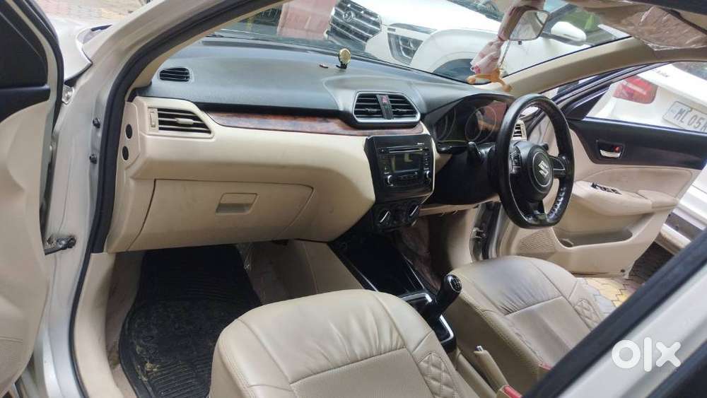 Maruti Suzuki Swift Dzire 1.2 Vxi Bsiv, 2019, Petrol