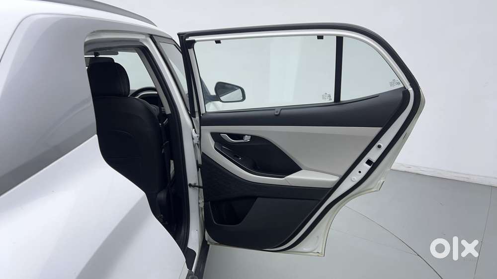 Hyundai Creta 1.5 Sx Executive Petrol, 2022, Petrol