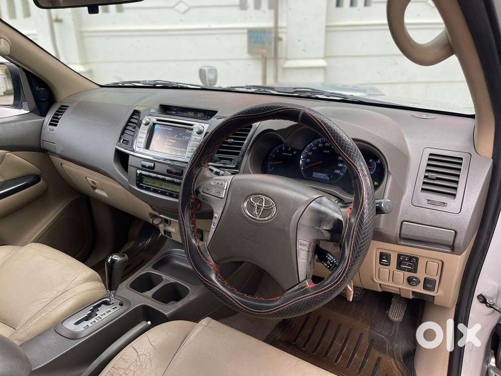Toyota Fortuner 3.0 4x2 Automatic, 2012, Diesel