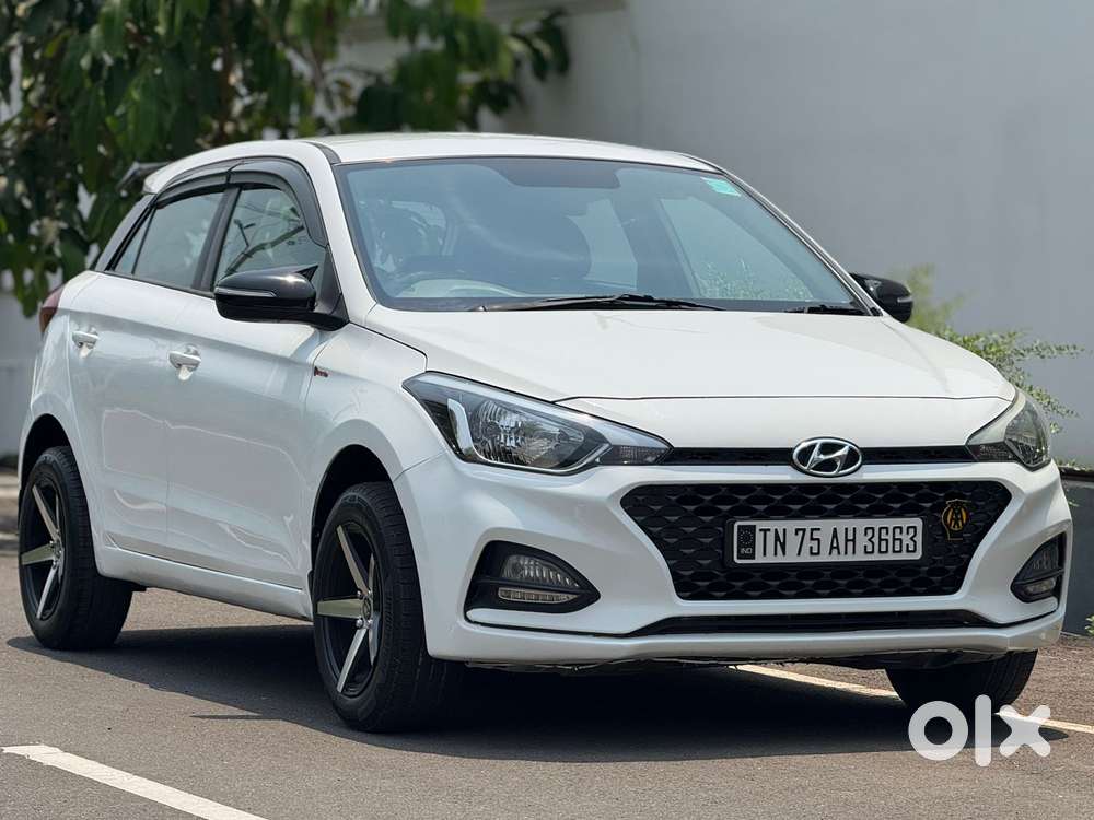 Hyundai I20 Sportz 1.2 Bs-iv, 2018, Petrol
