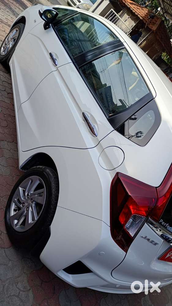 Honda Jazz V Mt Privilege, 2019, Petrol