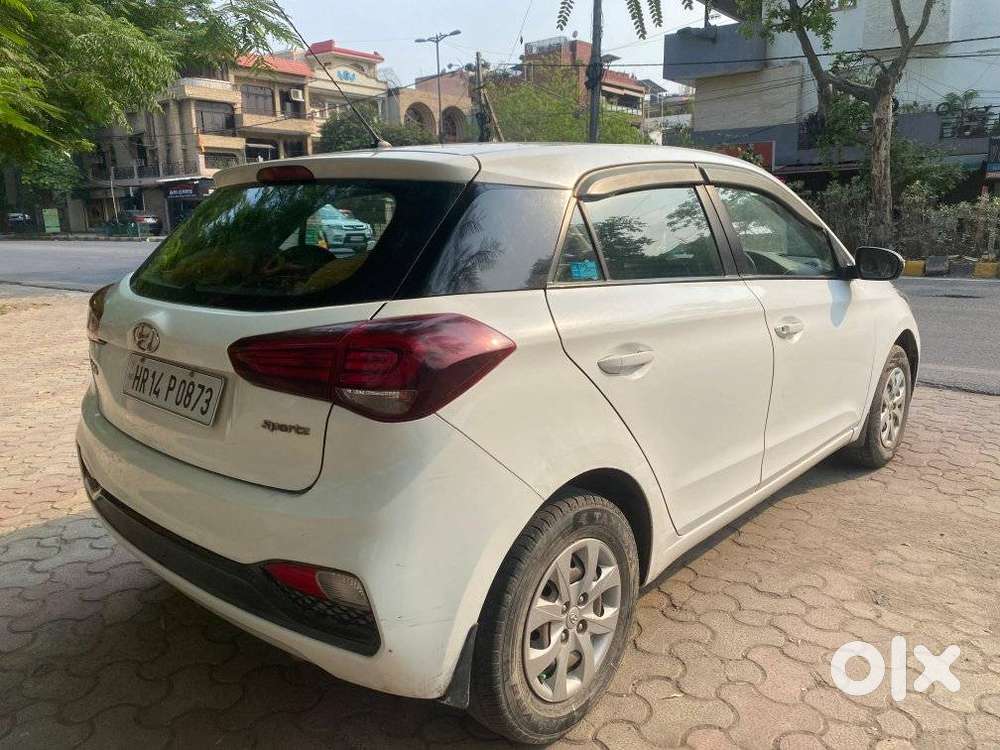 Hyundai I20 Sportz 1.2 Mt, 2018, Cng & Hybrids