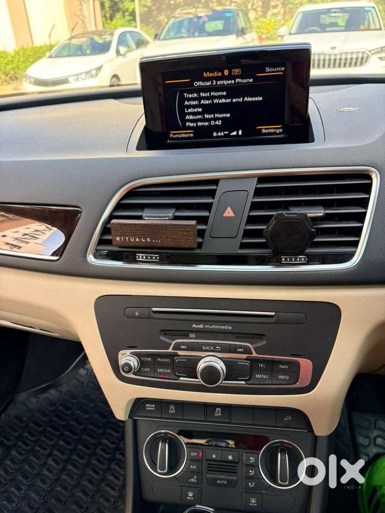 Army Officer’s Audiq3 2017 Petrol