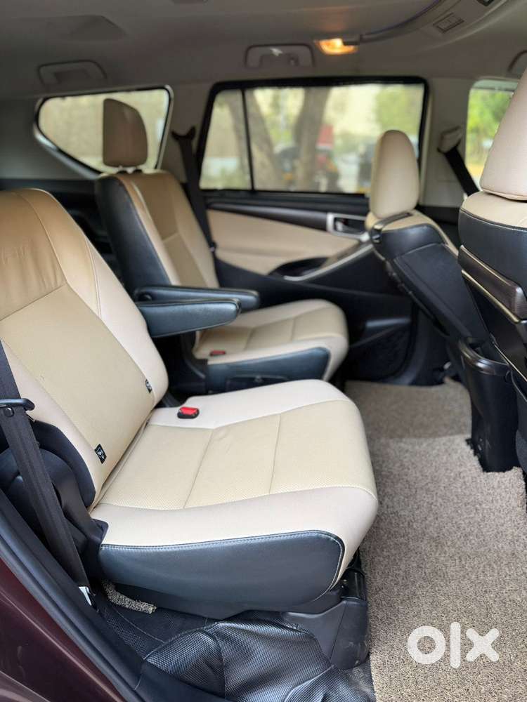 Toyota Innova Crysta 2.8 Zx At 7 Seater, 2019, Diesel