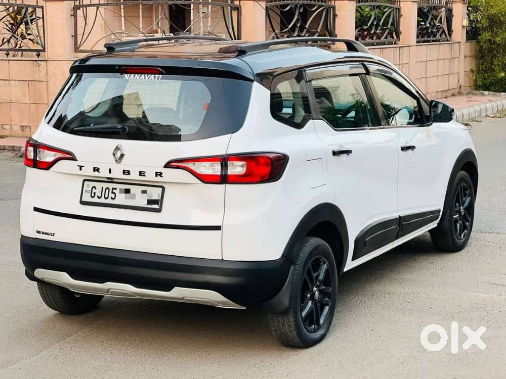 Renault Triber Rxz, 2022, Petrol