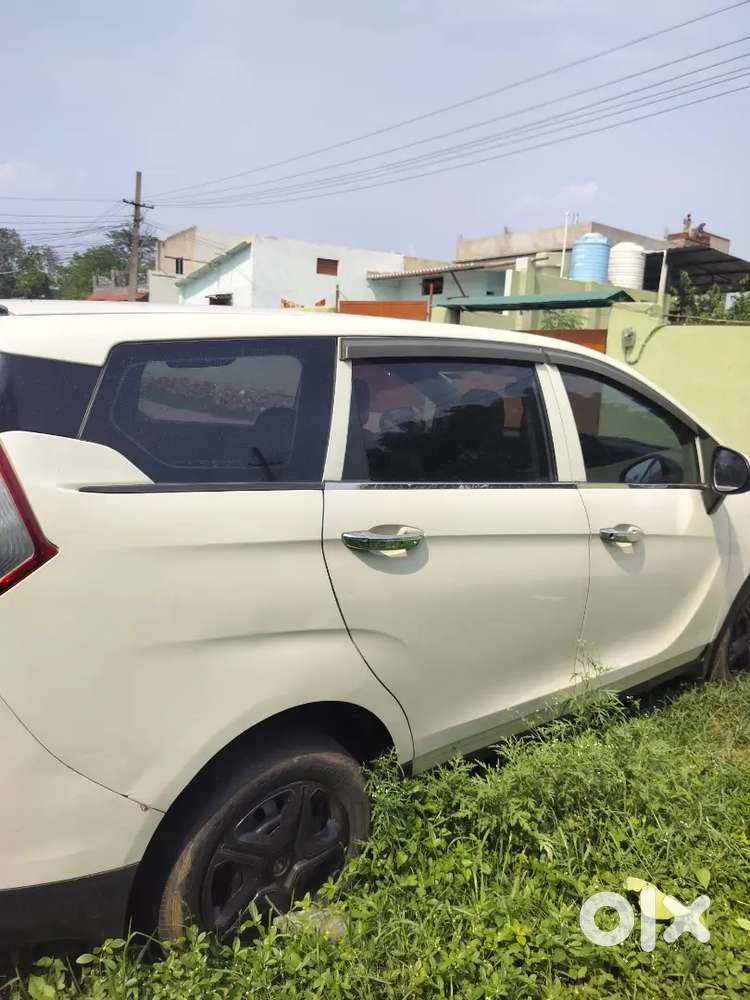 Mahindra Marazzo 2018 Diesel 128000 Km Driven
