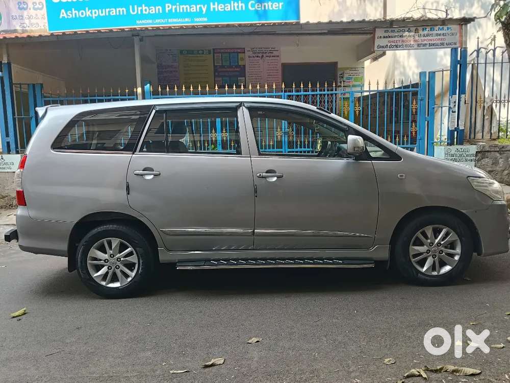 Innova 2.5 G Diesel Varaint