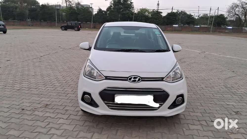 Hyundai Xcent 2017 Petrol Well Maintained Cng 1 Mont Hue H Lgway Abhi