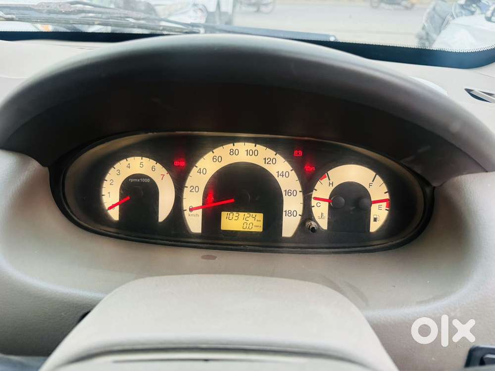 Mahindra Xylo E6 Celebration, 2010, Diesel