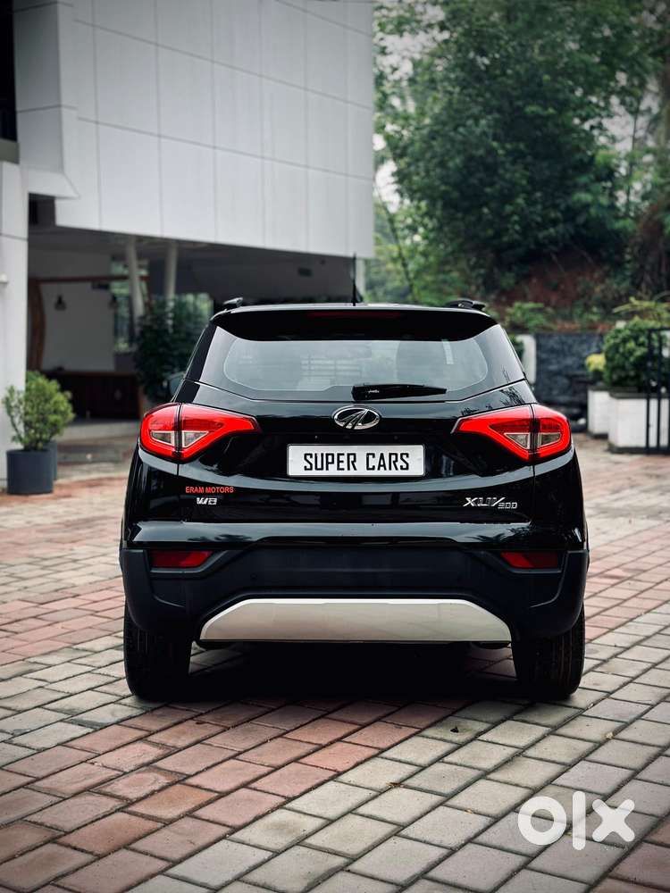 Mahindra Xuv300 W8 Option Diesel, 2022, Diesel