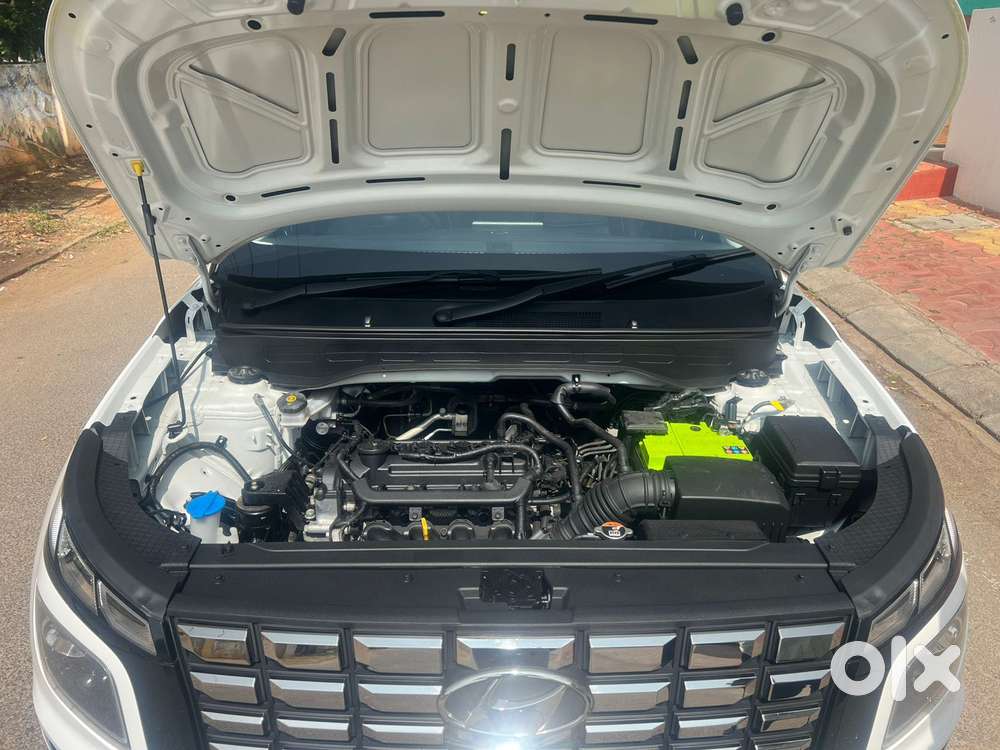 Hyundai Venue Sx Mt, 2023, Petrol